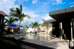 EMC Fully Furnished &Serviced villas 4 bedroom with solar power , private Pool, Starlink Wifi ,Aircons & Dstv